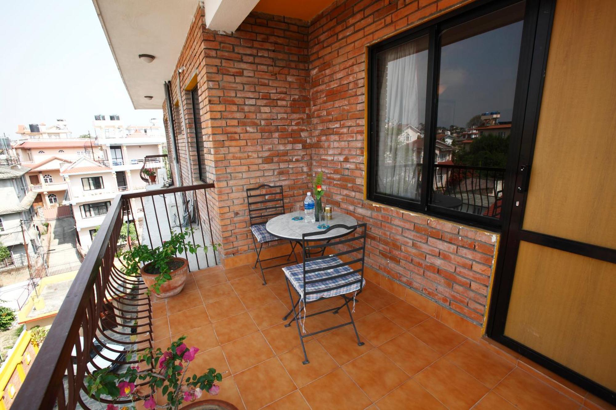 Royal Astoria Hotel Catmandu Exterior foto