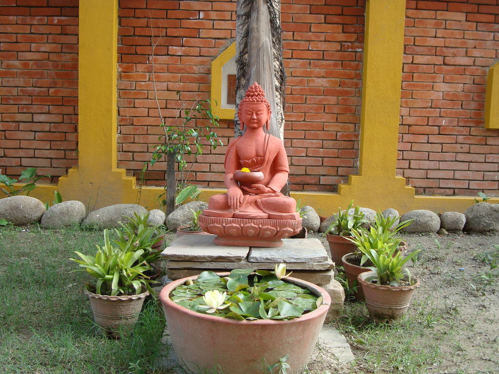 Royal Astoria Hotel Catmandu Exterior foto