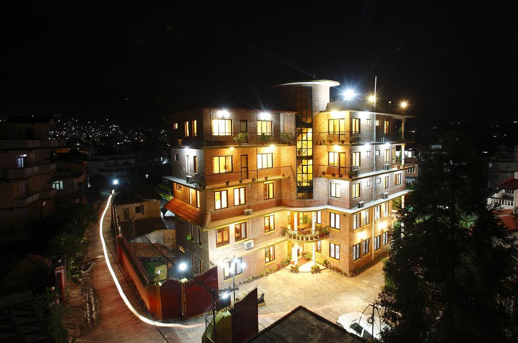 Royal Astoria Hotel Catmandu Exterior foto